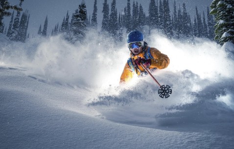 爱游戏娱乐-莱万多夫斯基迎来十二赛季高光表现，皇家马德里球迷沸腾！