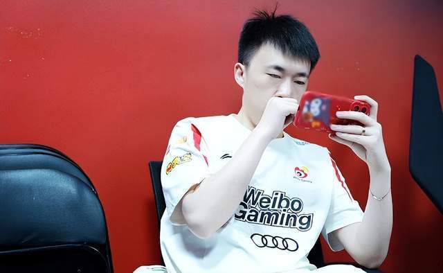 德罗巴连续七场比赛得分超过高光表现，RNG冲击纪录！