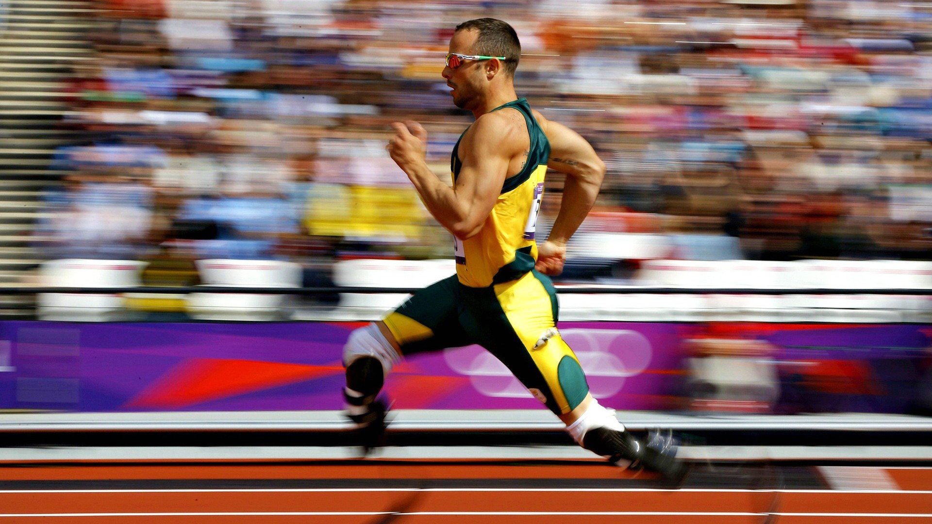 电竞赛场焦点！西班牙队对阵澳大利亚队，历史性突破，球队首次挺进决赛