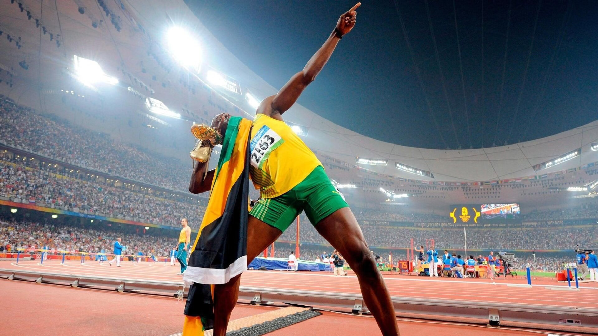 综合格斗赛场焦点！俄罗斯队对阵巴西队，冠军之争悬念重重，胜负难料