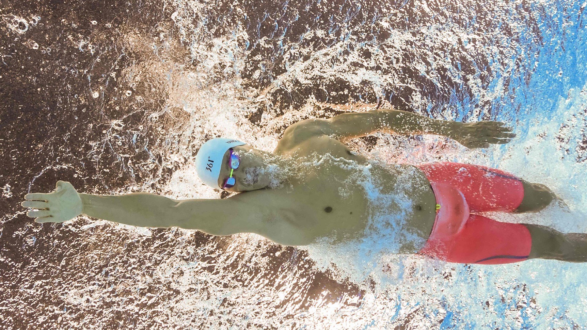 排球赛场焦点！澳大利亚队对阵意大利队，核心球员受伤，球队前景蒙阴影